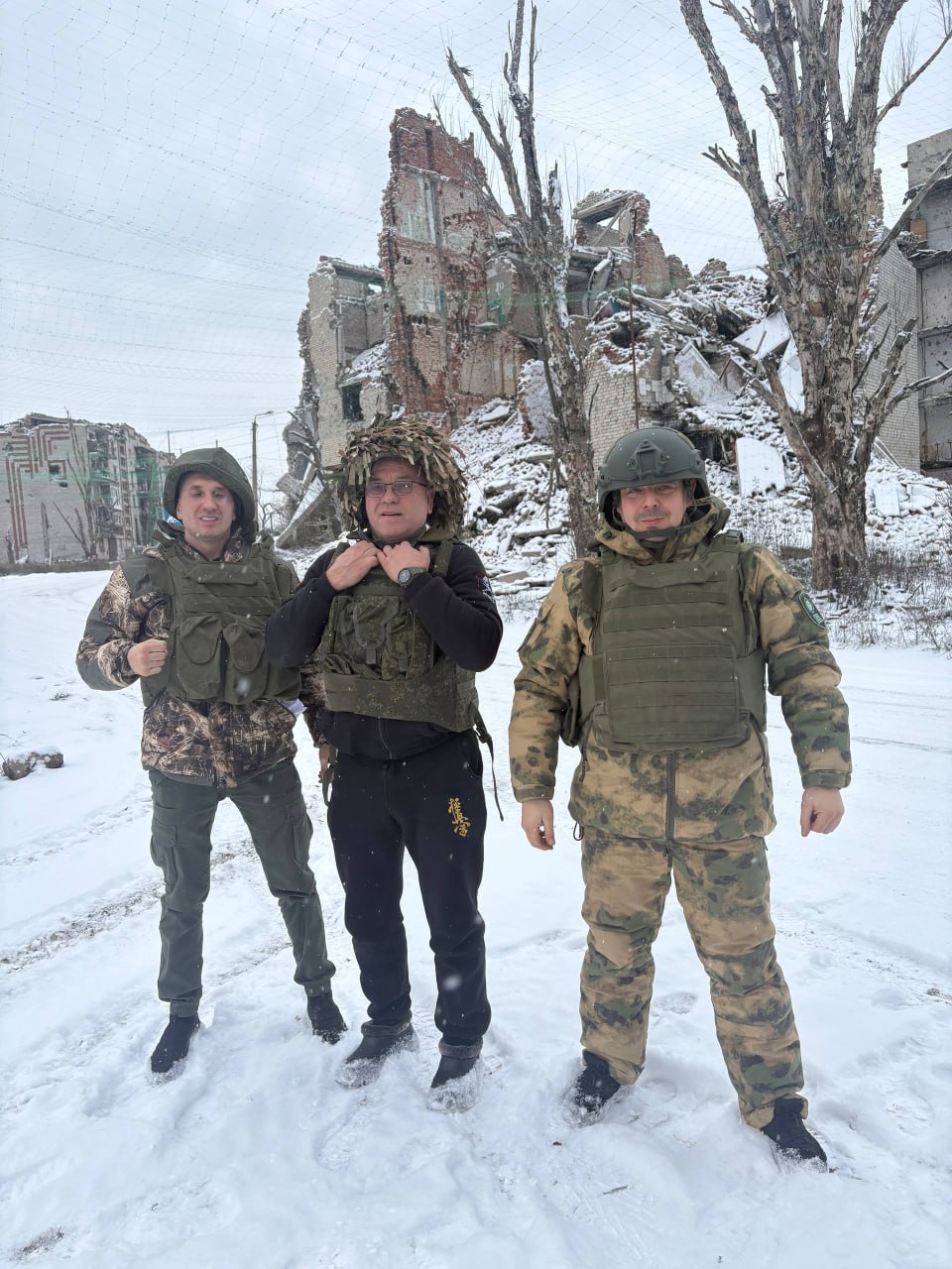 В преддверии новогодних праздников представители Российского Союза боевых искусств отвезли очередной гуманитарный груз в зону СВО В преддверии новогодних праздников представители Российского Союза боевых искусств отвезли очередной гуманитарный груз в зону СВО