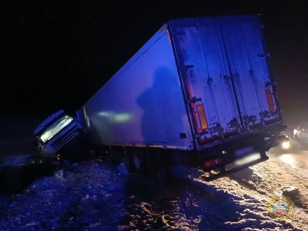 Семь человек погибли в ДТП в Волгоградской области, причины устанавливаются — МВД по Волгоградской области Семь человек погибли в ДТП в Волгоградской области, причины устанавливаются — МВД по Волгоградской области