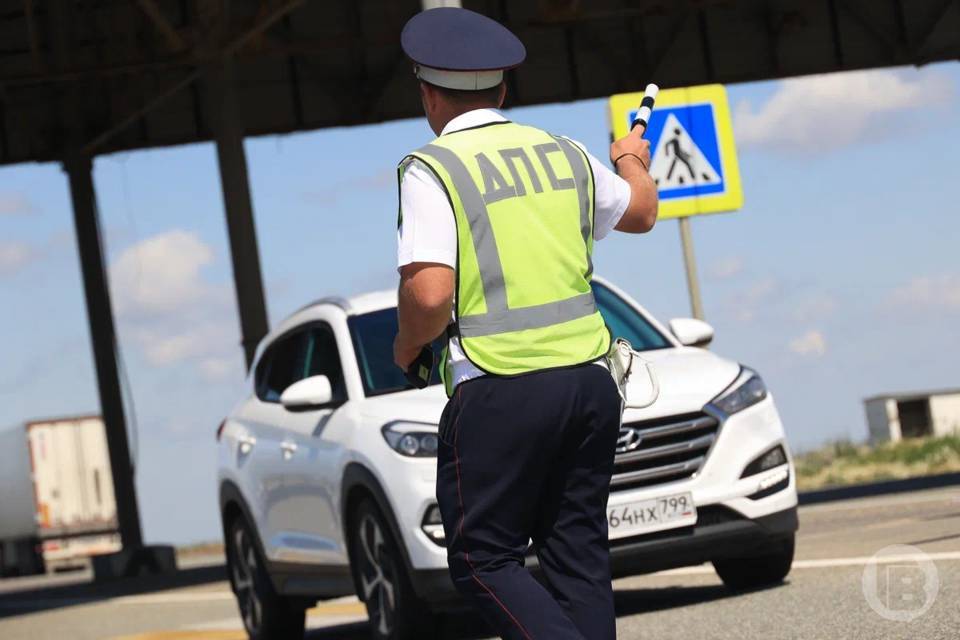 Андрей Бочаров оценил готовящуюся к открытию поликлинику в Красноармейском районе Андрей Бочаров оценил готовящуюся к открытию поликлинику в Красноармейском районе