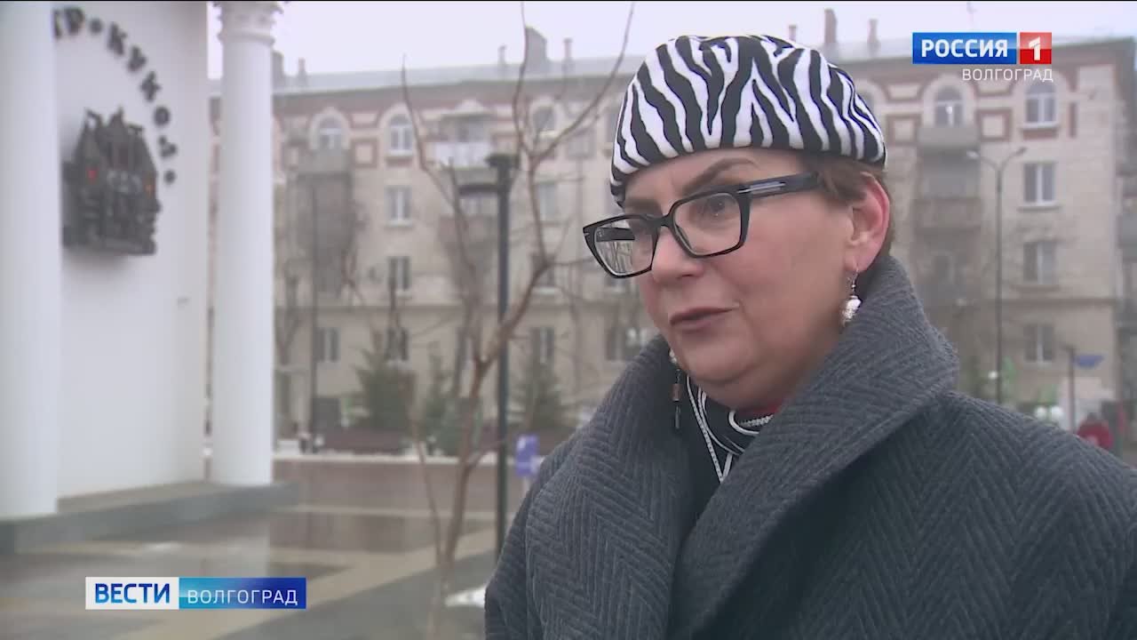 Реставраторы починили горячей эмалью «Домик Буратино» для волгоградского театра кукол