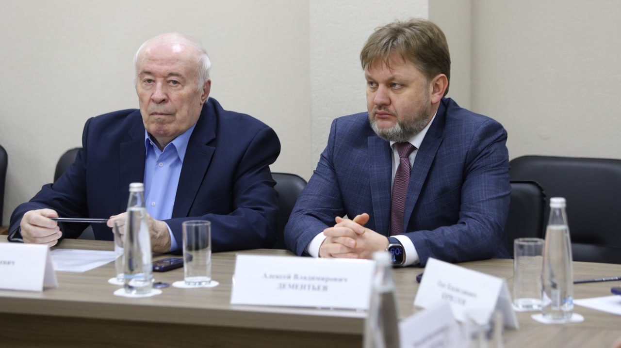 Областной совет ветеранов обсудил план работы в 2026 году Областной совет ветеранов обсудил план работы в 2026 году