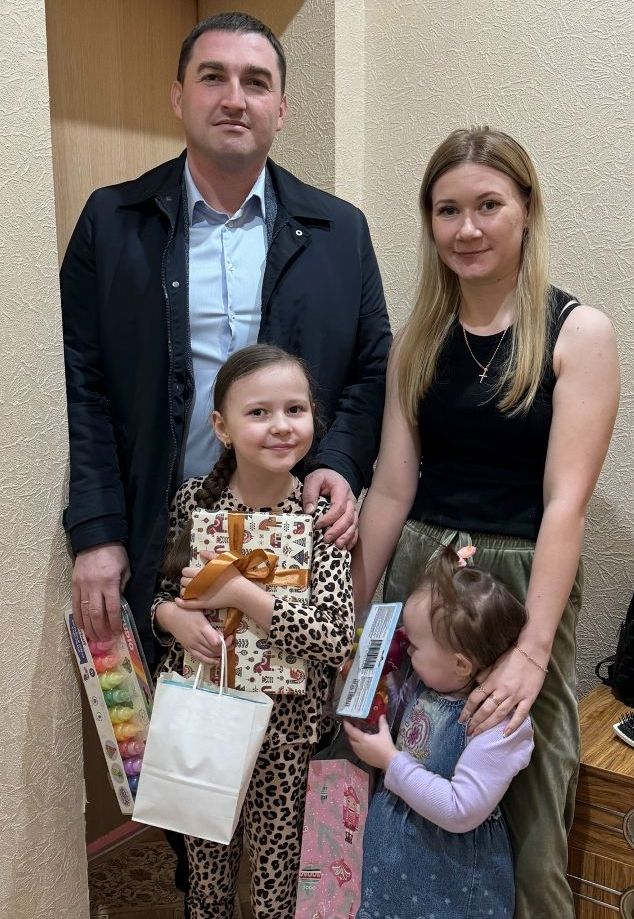 Депутаты Волгоградской городской Думы продолжают исполнять детские мечты в рамках ежегодной Всероссийской акции «Ёлка желаний» Депутаты Волгоградской городской Думы продолжают исполнять детские мечты в рамках ежегодной Всероссийской акции «Ёлка желаний»