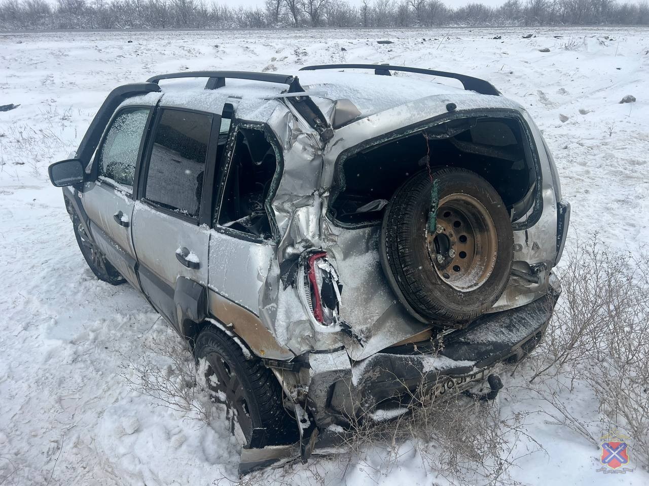 Фура и легковой автомобиль "поцеловались" на федеральной трассе