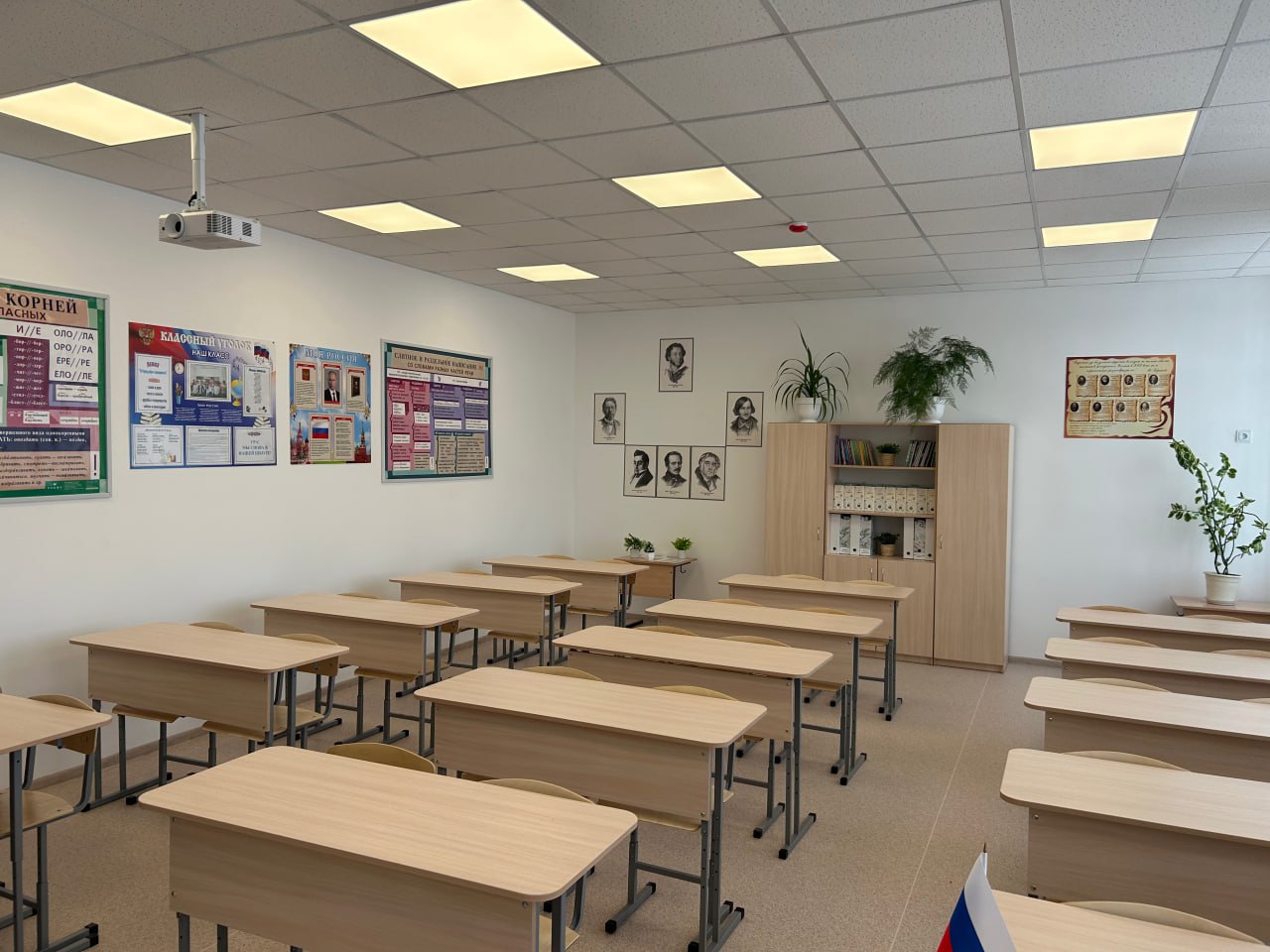 В Жирновском районе открылась обновленная сельская школа В Жирновском районе открылась обновленная сельская школа