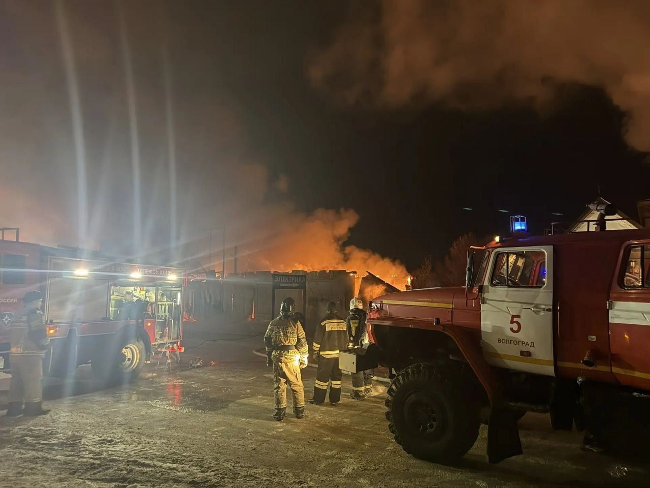 Прокуратура организовала проверку по факту пожара на складе в Волгограде Прокуратура организовала проверку по факту пожара на складе в Волгограде