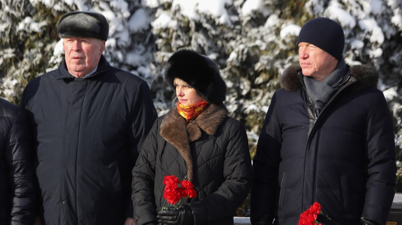 Митинг, посвященный 82-й годовщине полного освобождения Ленинграда от фашистской блокады во время Великой Отечественной войны, состоялся сегодня на Мамаевом кургане Митинг, посвященный 82-й годовщине полного освобождения Ленинграда от фашистской блокады во время Великой Отечественной войны, состоялся сегодня на Мамаевом кургане