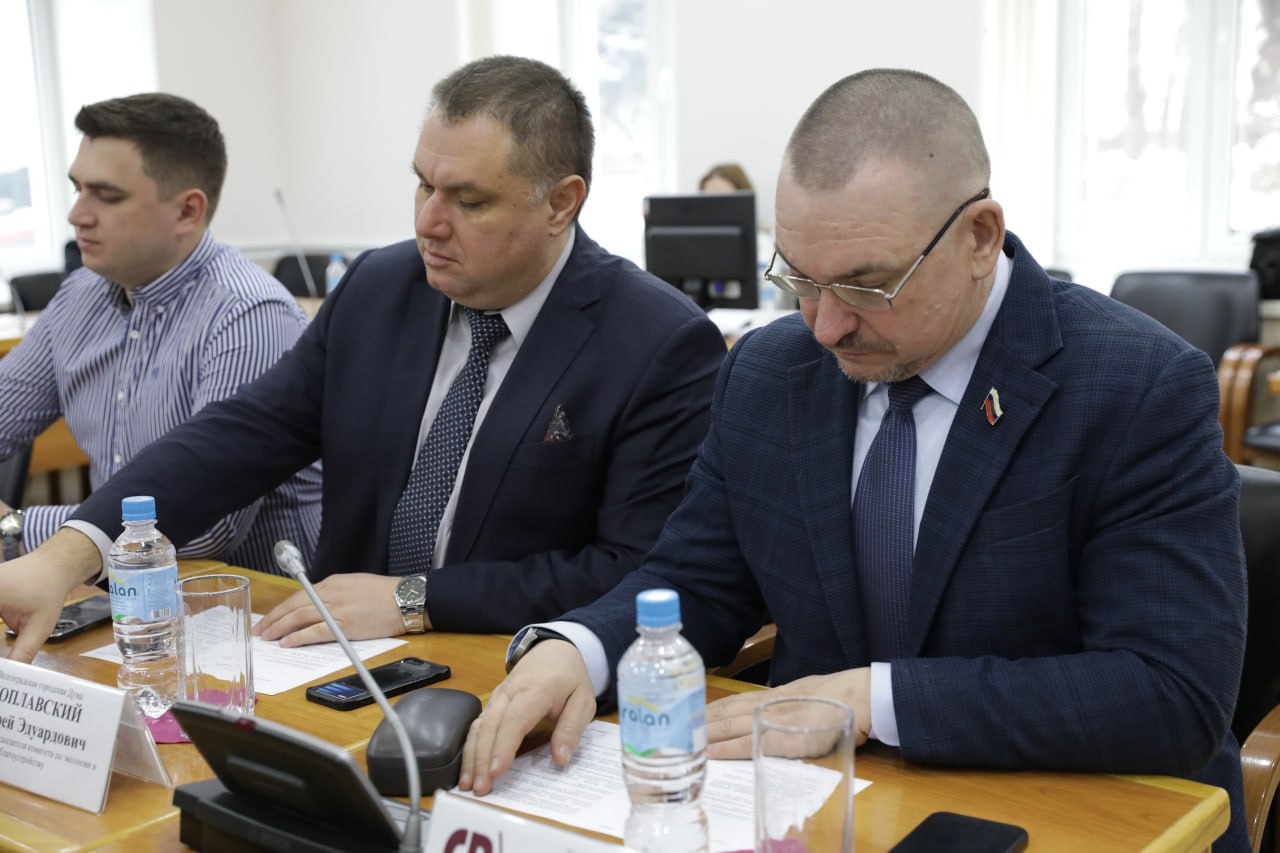 На сегодняшнем заседании депутаты внесли изменения в Порядок оказания единовременной социальной помощи гражданам в связи с атаками беспилотных летательных аппаратов