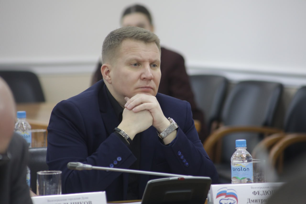 Решение о награждении двух бойцов отряда «Бессмертный Сталинград» почетным знаком города-героя Волгограда «За верность Отечеству» принято сегодня депутатами Волгоградской городской Думы единогласно Решение о награждении двух бойцов отряда «Бессмертный Сталинград» почетным знаком города-героя Волгограда «За верность Отечеству» принято сегодня депутатами Волгоградской городской Думы единогласно