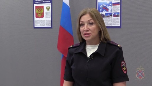 Сотрудники миграционной службы полиции оказывают услуги во ФГУП «Паспортно-визовый сервис» МВД России