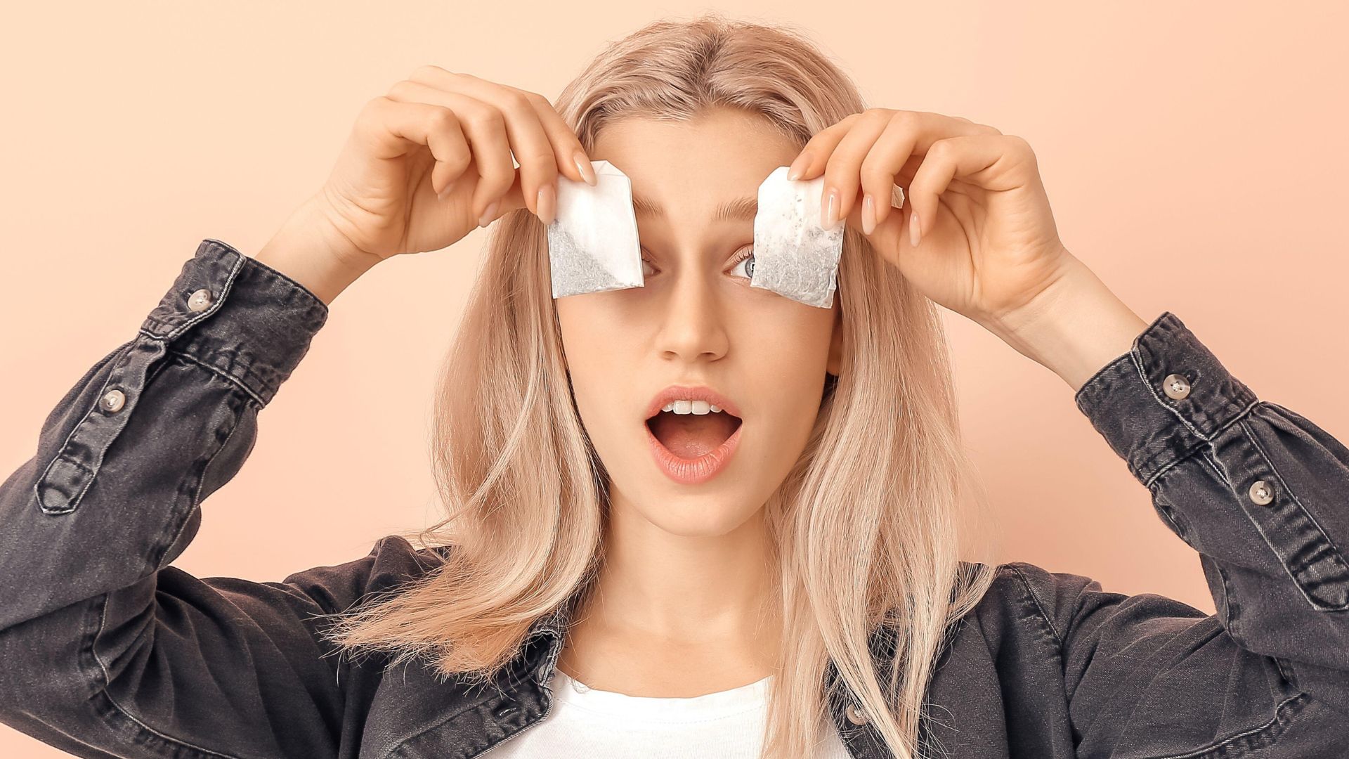 Использованным чайным пакетикам не место на помойке: есть верный способ применения в быту