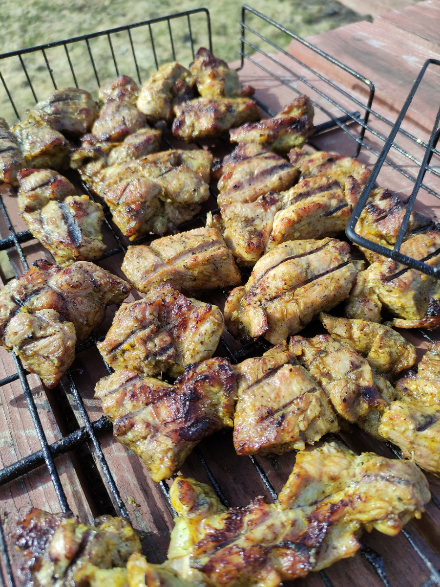 Как правильно рассчитать количество мяса для шашлыка и секреты маринования