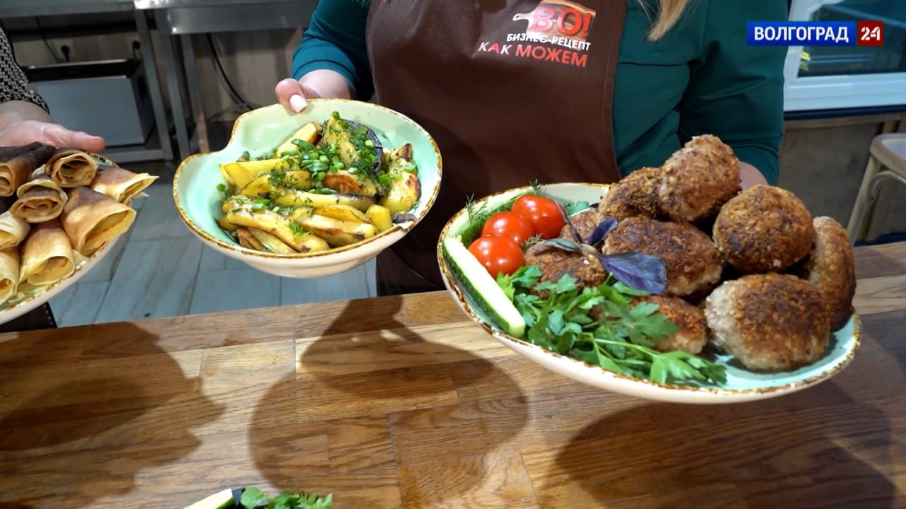 Сегодня в программе «Во! Как можем» готовим мясные котлеты с жареным картофелем и блинами Сегодня в программе «Во! Как можем» готовим мясные котлеты с жареным картофелем и блинами