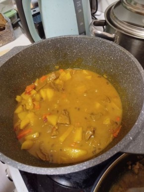 Нежное мясо и ароматные овощи: идеальное сочетание для вашего стола