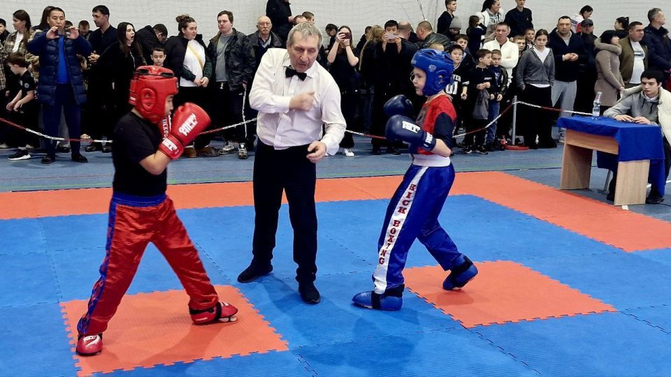 ���������� ��������� ������ ����������� ����, �������� � ������������ ���������� ������, ����������� ����� � 200-������� �����