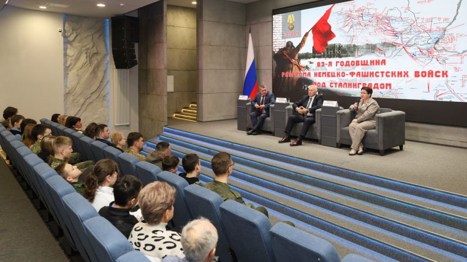 � ������-����� ���������� ������� � ����������� ��������� ������� �����-��������� ����������� ������