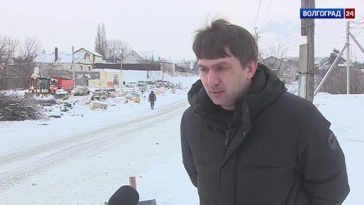 20 рейсов грузовиков потребовалось для уборки мусора на улице Кузбасской в Волгограде