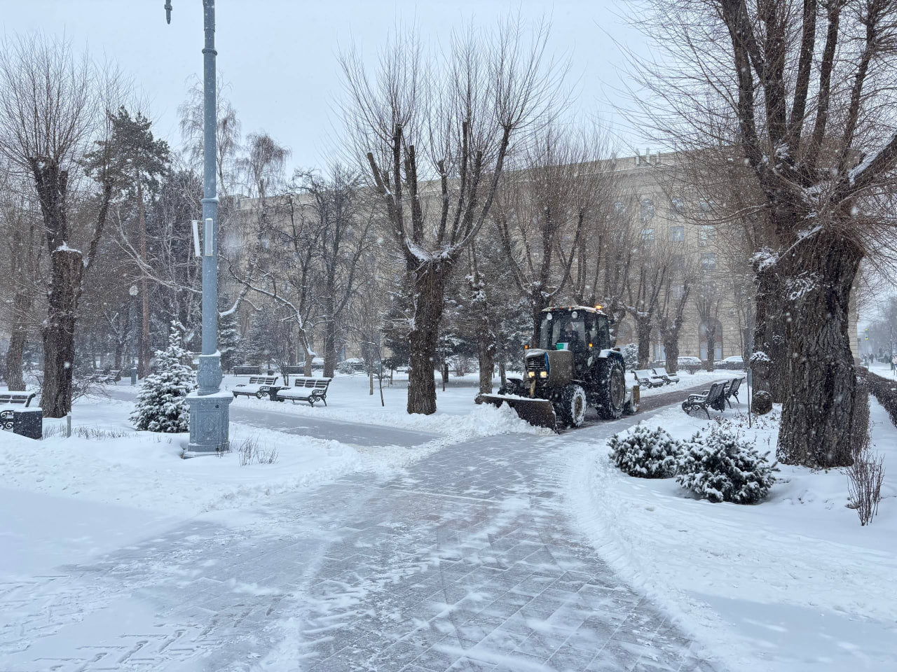 Волгоград всего за несколько часов превратился в сугроб