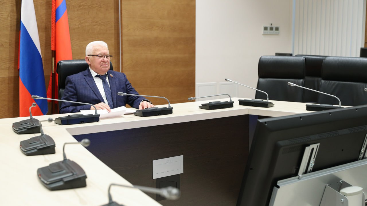 В Государственной Думе РФ обсудили вопросы стратегических направлений развития АПК В Государственной Думе РФ обсудили вопросы стратегических направлений развития АПК