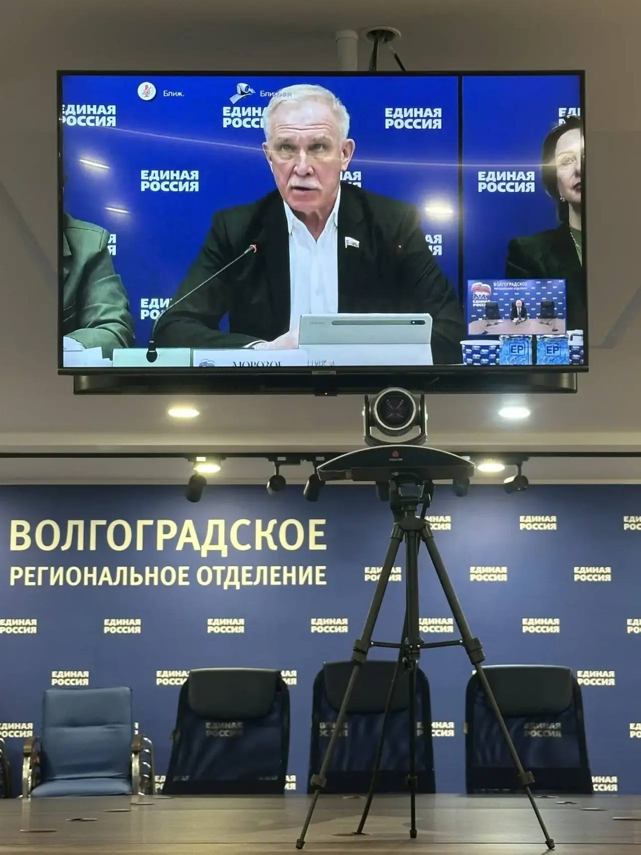 Сегодня как региональный координатор партпроекта «Выбирай своё» принял участие в работе круглого стола в формате видеоселектора