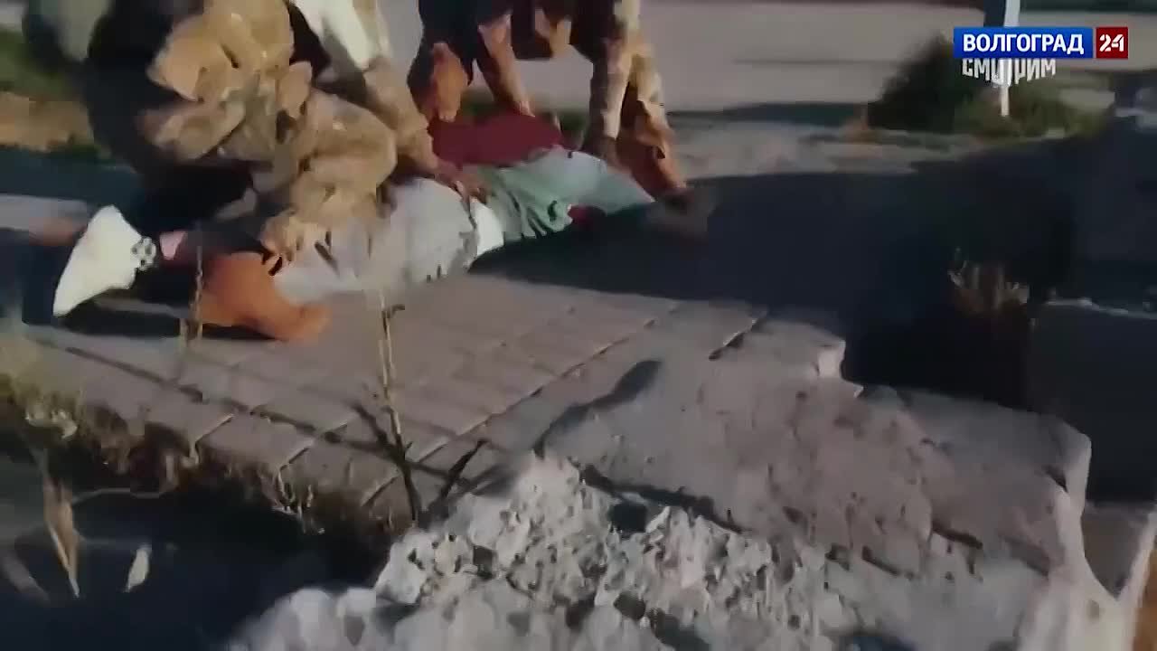 Волгоградским школьникам показали докфильм «Предательство» о вербовке молодежи