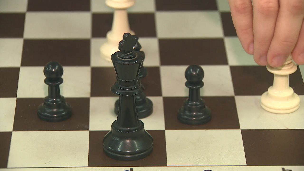 Юные шахматисты из Волгограда поделились секретами успешной игры на Первенстве России Юные шахматисты из Волгограда поделились секретами успешной игры на Первенстве России