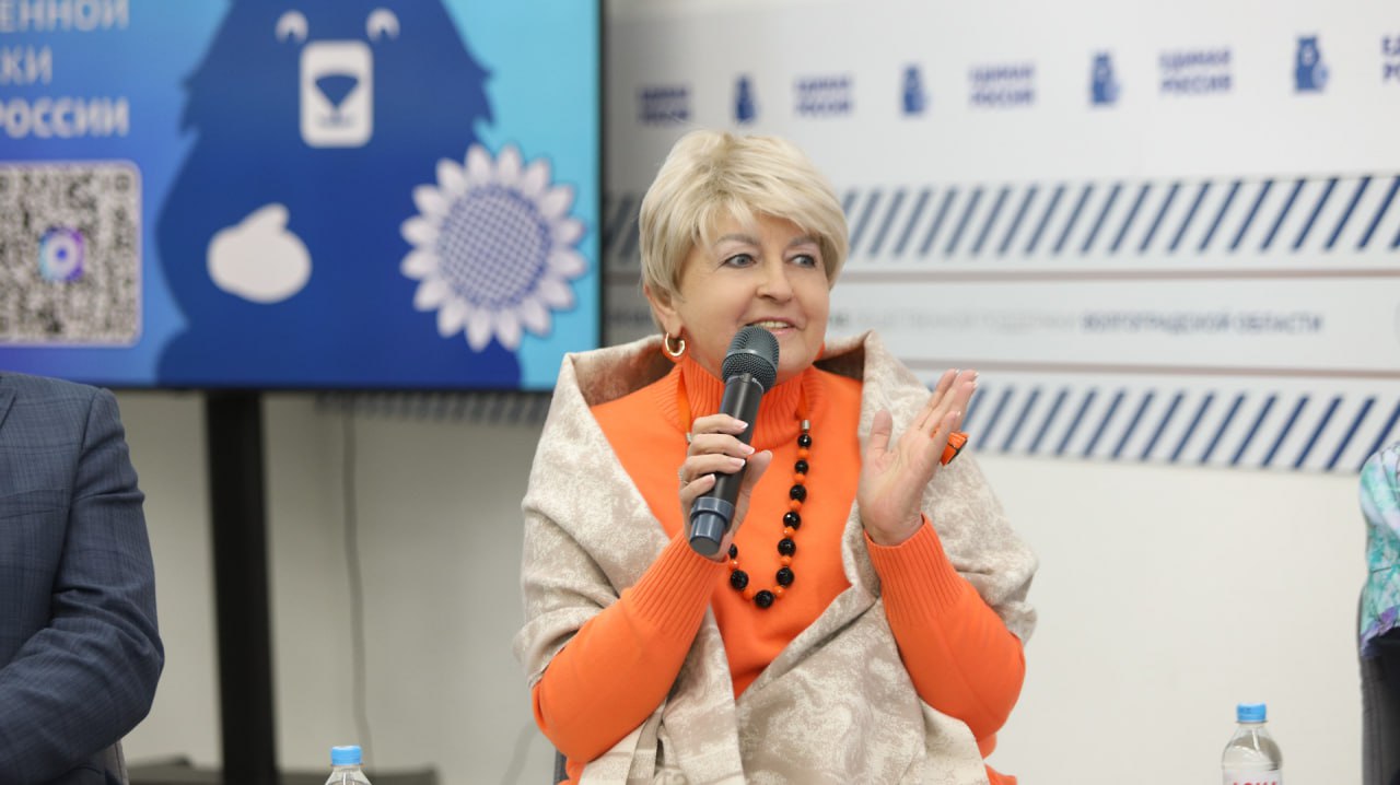 Сегодня Молодежный парламент Волгоградской области провел тематическую встречу, приуроченную ко Всемирному дню иммунитета Сегодня Молодежный парламент Волгоградской области провел тематическую встречу, приуроченную ко Всемирному дню иммунитета