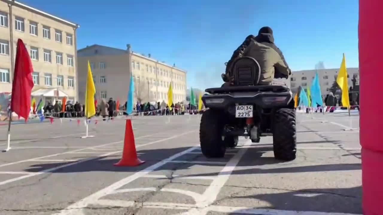 Два майора: Камышин, пункт постоянной дислокации 33-го гвардейского мотострелкового полка 20-й гв.мсд