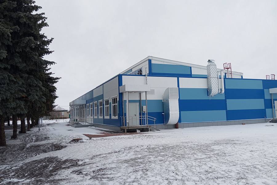 В Волгоградской области введён в эксплуатацию новый бассейн в Елани