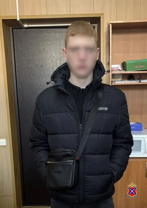 Полицейские города Волжского задержали задержали ранее судимого подростка по подозрению в совершении кражи из магазина
