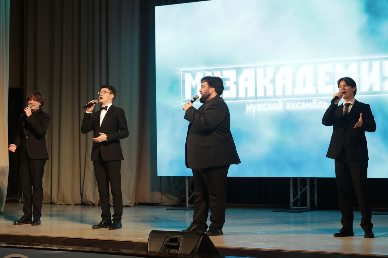 В преддверии Международного женского дня в ДК профсоюзов по традиции чествовали волгоградок, добившихся значительных успехов, большого авторитета и общественного признания В преддверии Международного женского дня в ДК профсоюзов по традиции чествовали волгоградок, добившихся значительных успехов, большого авторитета и общественного признания