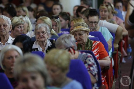 ���������� ���������� ������ ��������� ������������ � 1 ������