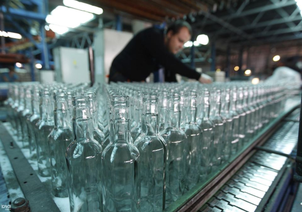 1 � ����� ��������� ��������� ���������� ����� ��������� �� 600 ��� ������� � ���