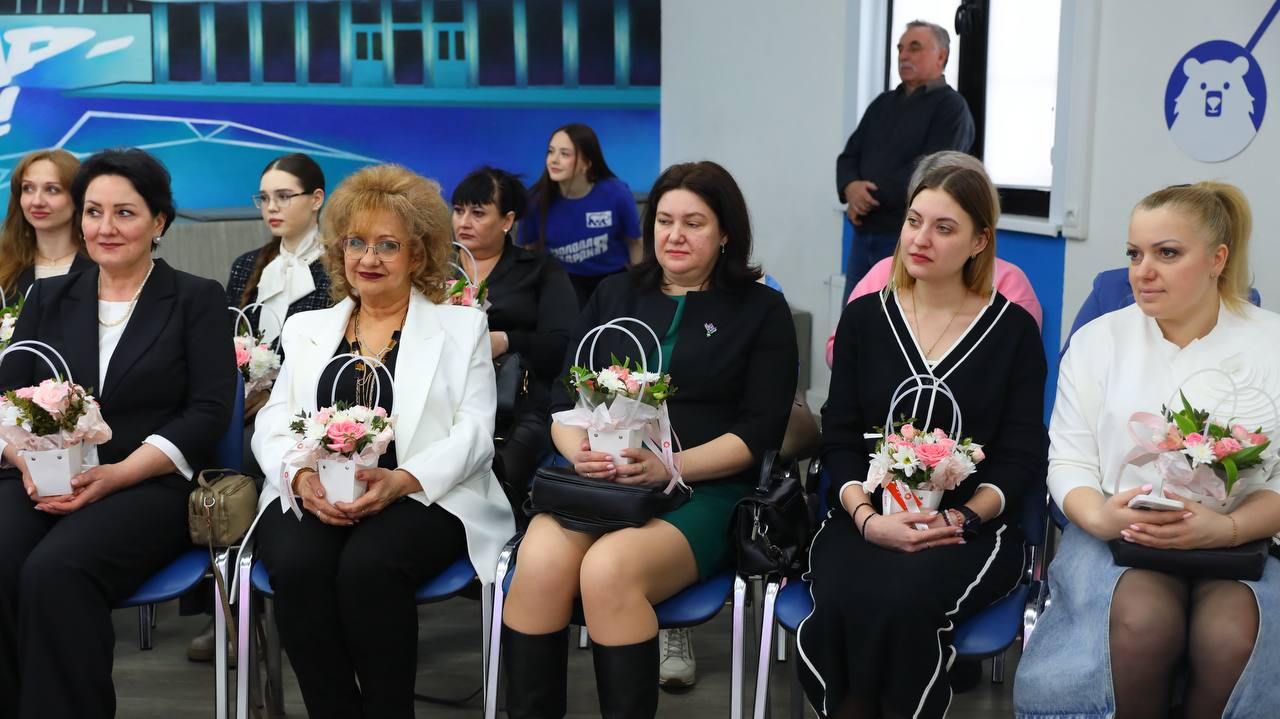 Тепло и благодарность для тех, кто ждёт и верит Тепло и благодарность для тех, кто ждёт и верит