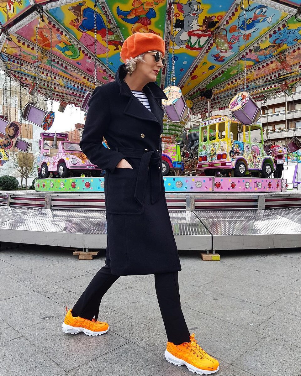 Преодолейте стереотипы: яркие образы для женщин 50+