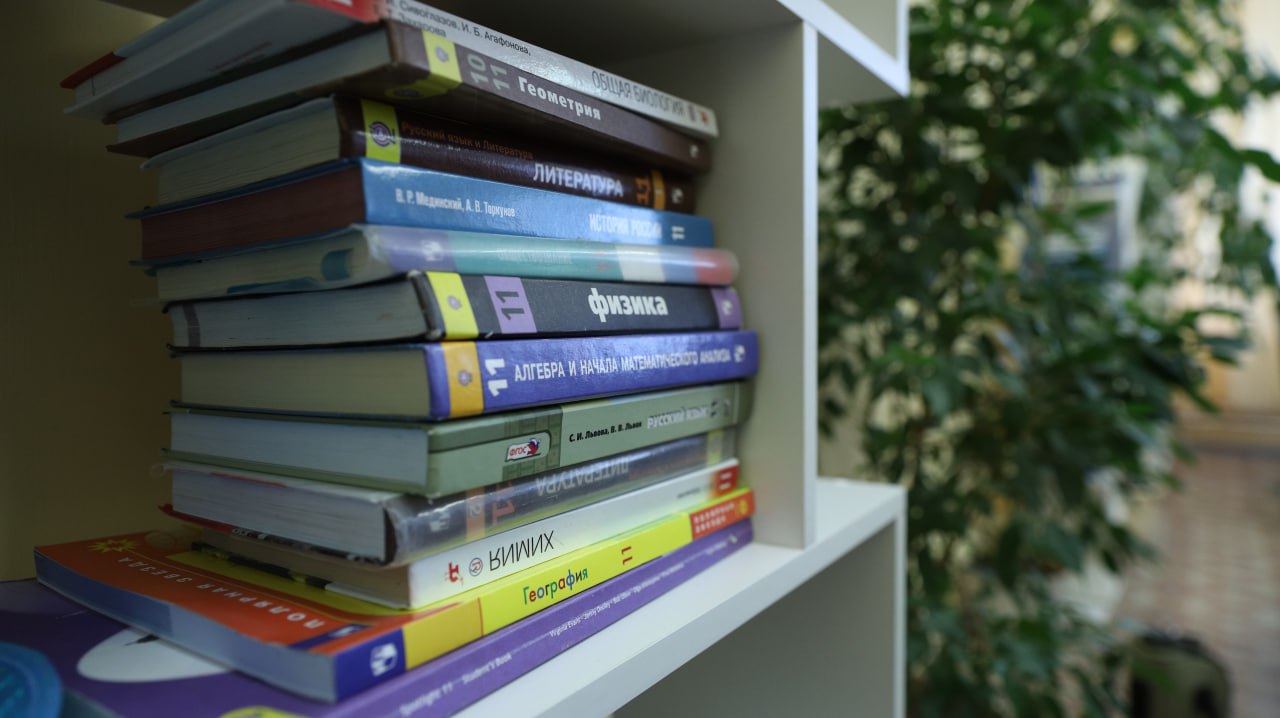 Снять с учителей обязанность проверки домашних заданий предложили в Госдуме