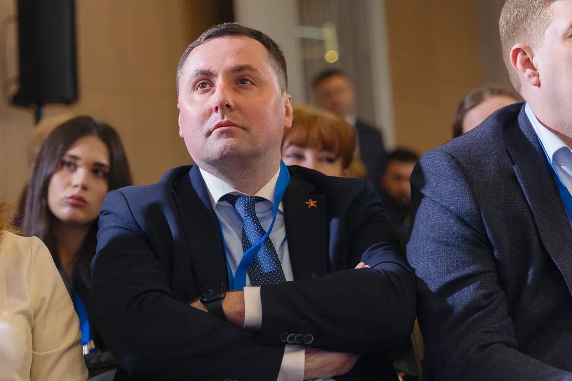 Руководитель фракции ЛДПР Волгоградской областной Думы Алексей Логинов принял участие в выездном заседании фракции ЛДПР в Государственной Думе под названием «Сама за себя: выживание как женское искусство» Руководитель фракции ЛДПР Волгоградской областной Думы Алексей Логинов принял участие в выездном заседании фракции ЛДПР в Государственной Думе под названием «Сама за себя: выживание как женское искусство»