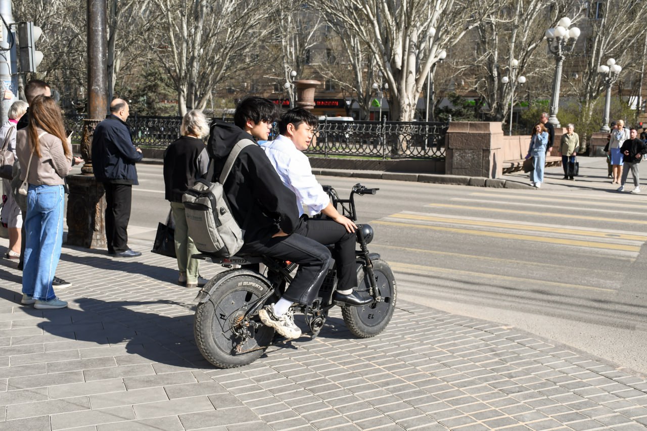 Погода шепчет Еще чуть и на деревьях распустятся первые листочки