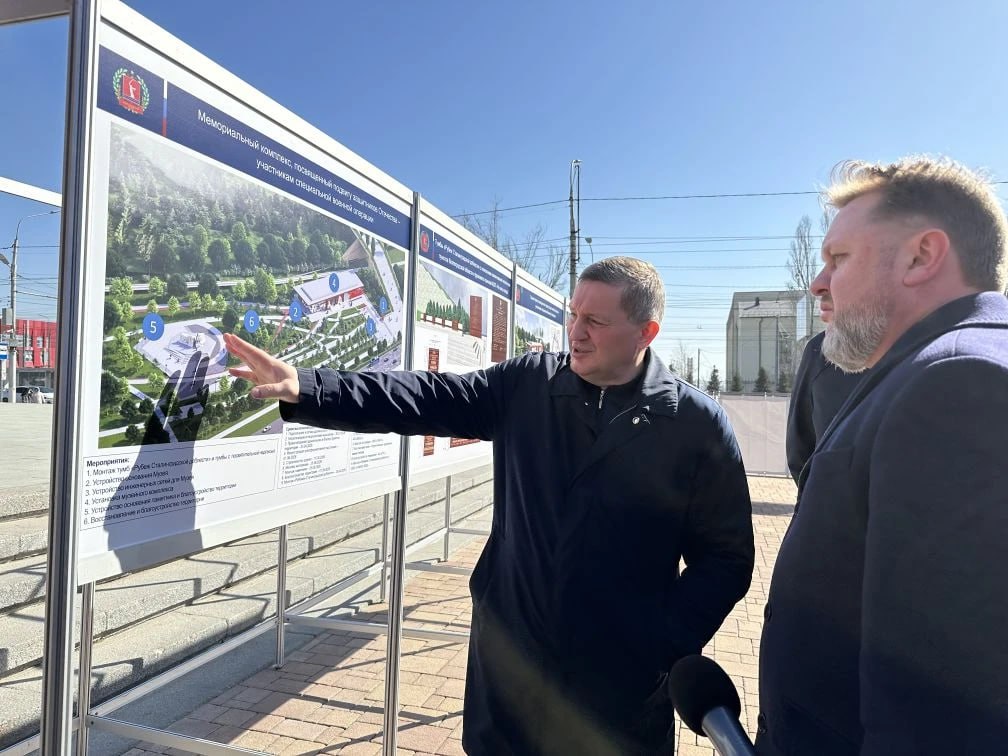 Губернатор проводит поездку по объектам благоустройства в Волгограде