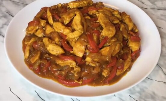 Ароматная курица с яркими нотами пряностей