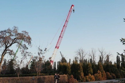 В Центральном парке возводят 120-метровое колесо обозрения «Звезда Сталинграда»