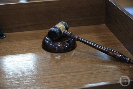 Прокуратура Волгоградской области подала иск в Кировский районный суд Волгограда о взыскании с бывшего депутата регионального парламента Станислава Короткова 43,9 миллиона рублей, полученных им незаконно в результате...