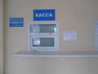 Как защитить зарплату от судебных приставов: наличные вместо карты