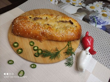 Кулинарная новинка: сочный мясной рулет на кето-тесте