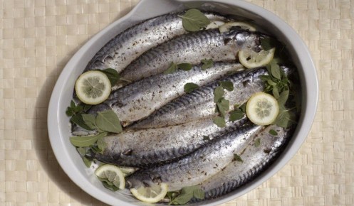 Вкусвилл опроверг слухи о червях в скумбрии: что на самом деле произошло