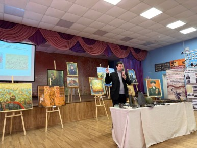 В Волжском больше 800 школьников и студентов уже стали участниками проекта «Защитники Отечества»