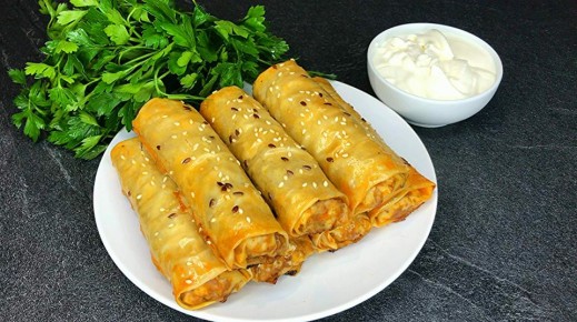 Пирожки с капустой на тончайшем тесте: легкий рецепт для гурманов