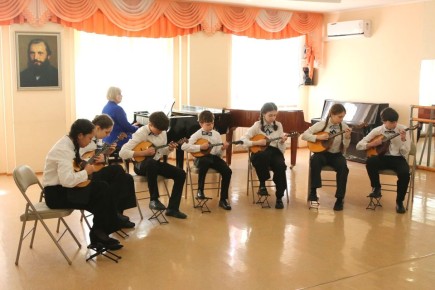 Прием в детскую школу искусств начался в Волгоградской области