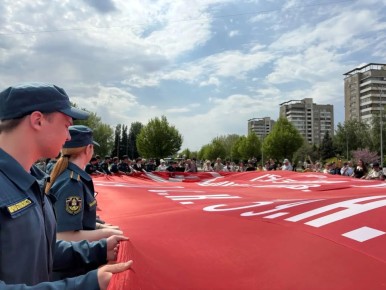 Сердце замирает... самые яркие кадры Волжского в День Великой Победы