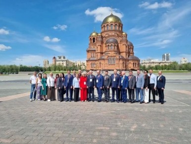 Сегодня в Волгограде начал работу Форум представительных органов муниципальных образований России "Единство народов России как высший смысл патриотизма"
