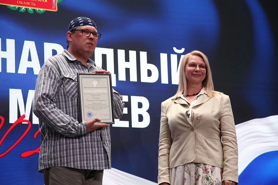 В Волгограде отметили лучших сотрудников музеев региона В Волгограде отметили лучших сотрудников музеев региона